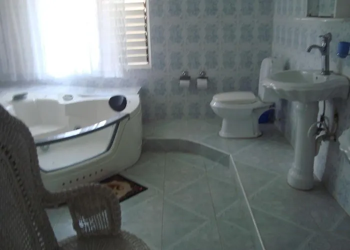 Hotel Diamond 2*